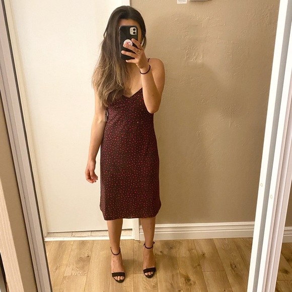 🍁Falling into you 🍁 mid dress - Picture 1 of 6